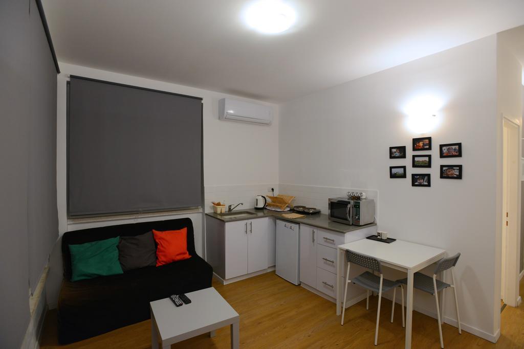 Arlozorov Bat Yam Beach Zimmer foto